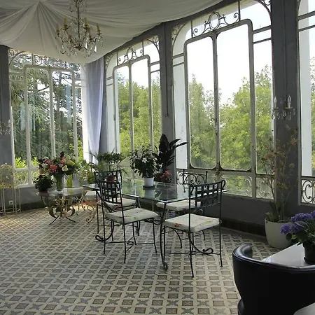 Manoir Du Nouvela Guest house *